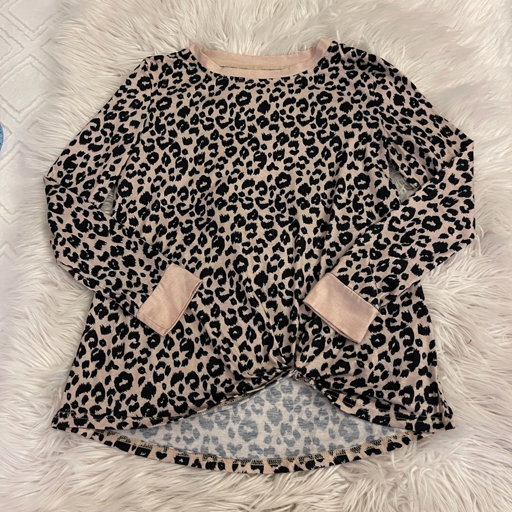 Leopard print | Top - Picture 2 of 16
